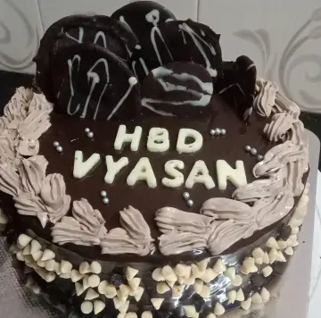 Chocolate lovers cake